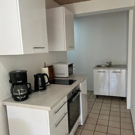 Wohlfuehlquartier Fuer Handwerker Und Monteure * Badow