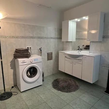 Wohlfuehlquartier Fuer Handwerker Und Monteure Badow