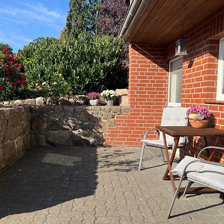 Wohlfuehlquartier Fuer Handwerker Und Monteure דירה Badow